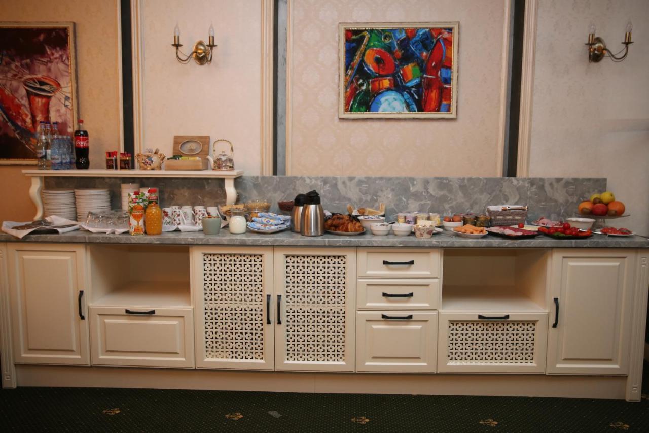 Valentino Rooms Focșani Bagian luar foto